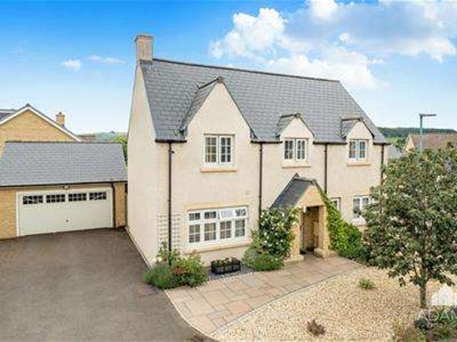 Farm for sale in Winchcombe, Pamington