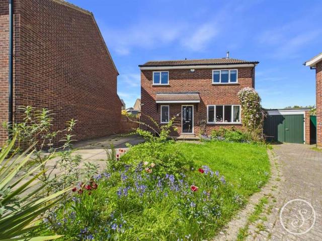 Farm for sale in Garforth, West Yorkshire