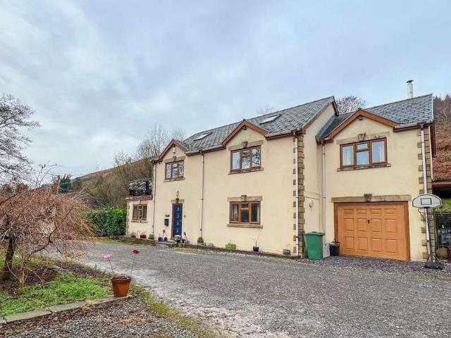 Farm for sale in Pontycymer, Wales
