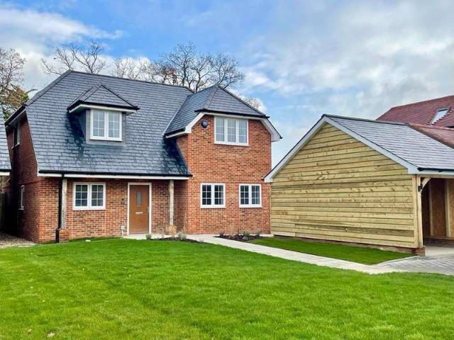 Farm for sale in Hillview, Surrey