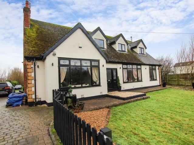 Farm for sale in Great Marton Moss, Blackpool