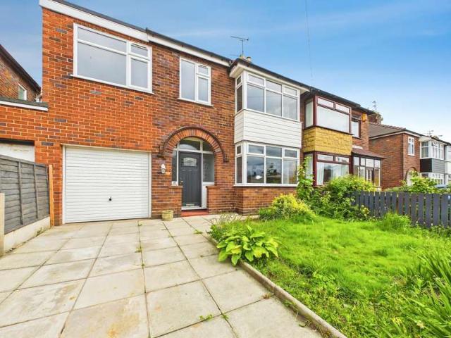 Farm for sale in Denton's Green, St Helens