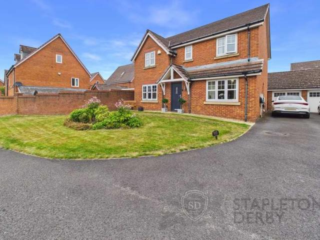 Farm for sale in Far Moor, Wigan