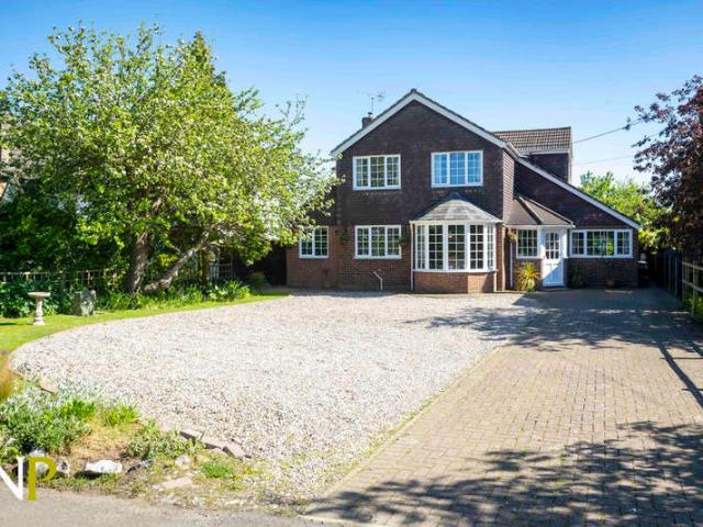Farm for sale in Fordham Heath, Essex