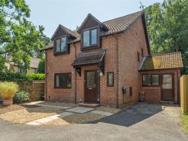 Farm for sale in Finchampstead