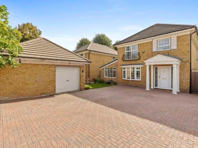 Farm for sale in Amersham and Villages Community Board, Amersham