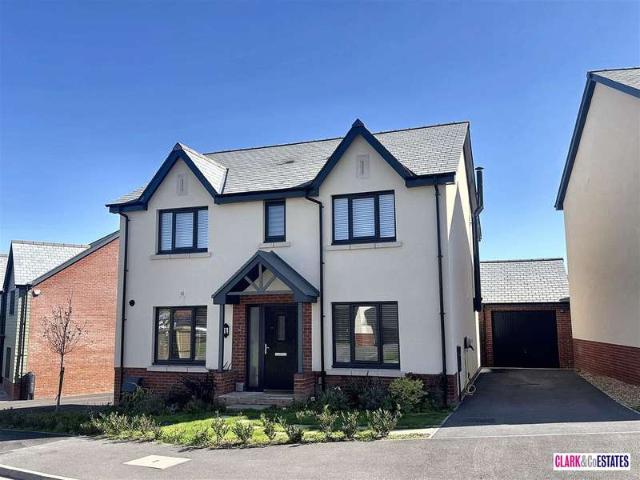 Farm for sale in Newcourt, Watergate