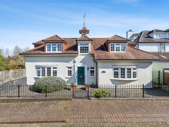 Farm for sale in Feckenham, City Of Bristol