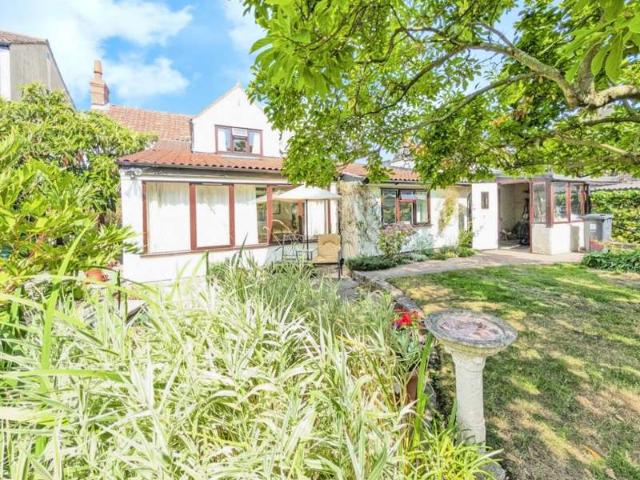 Farm for sale in Olveston