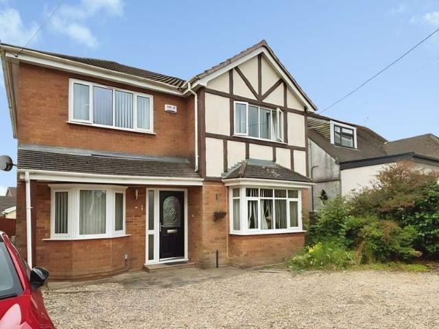 Farm for sale in Gorseinon, Wales