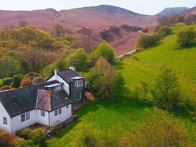 Farm for sale in Above Derwent