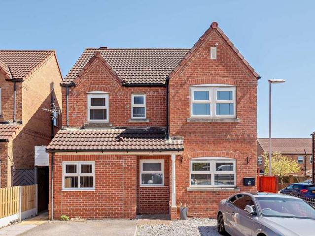 Farm for sale in Goldthorpe, South Yorkshire