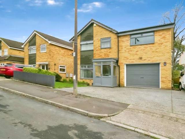 Farm for sale in Colcot, Barry