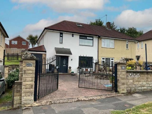 Farm for sale in Farsley, West Yorkshire