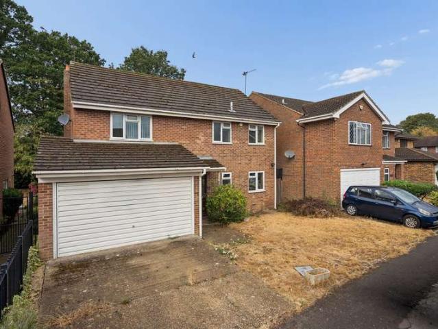 Farm for sale in Slough, Buckinghamshire