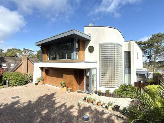 Farm for sale in Lilliput, Poole