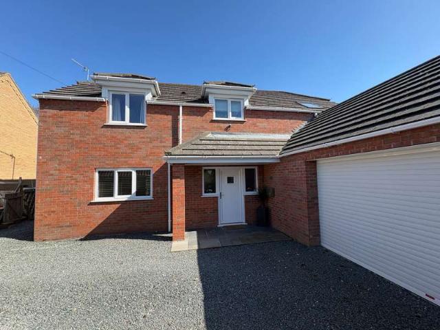 Farm for sale in Seacroft, Belleau