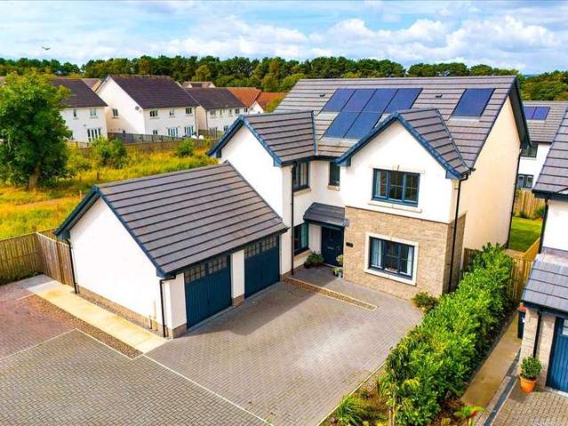 Farm for sale in Livingston, Murieston