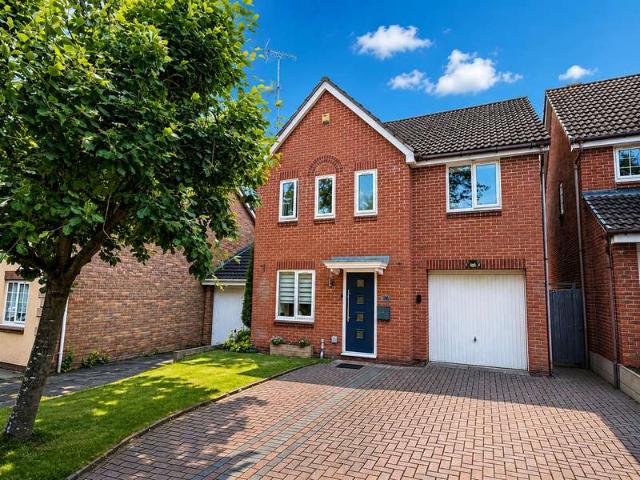 Farm for sale in Green Close, Warwickshire