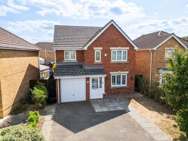 Farm for sale in Westcourt, Hamerton
