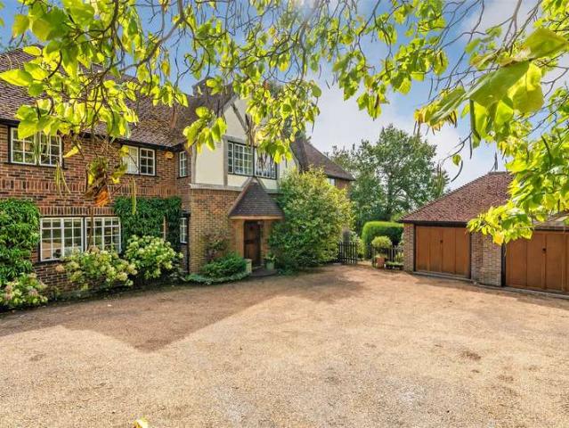 Farm for sale in Oxted, Hillview