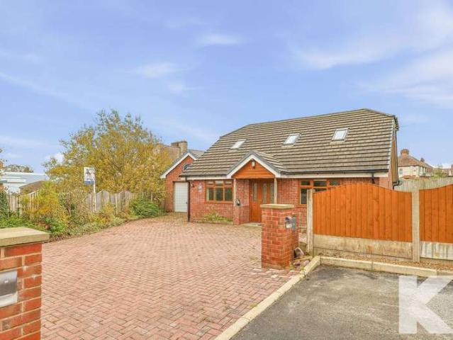 Farm for sale in Buersil Head, Burnedge
