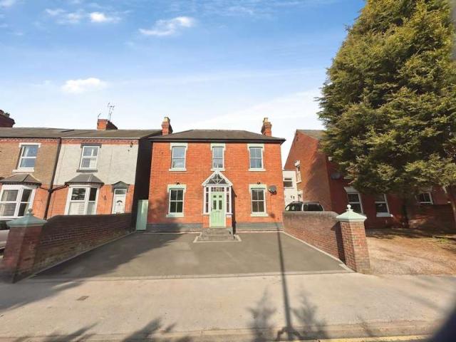 Farm for sale in Comberton, Rushock