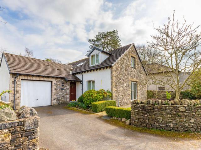 Farm for sale in Oxenholme, Natland
