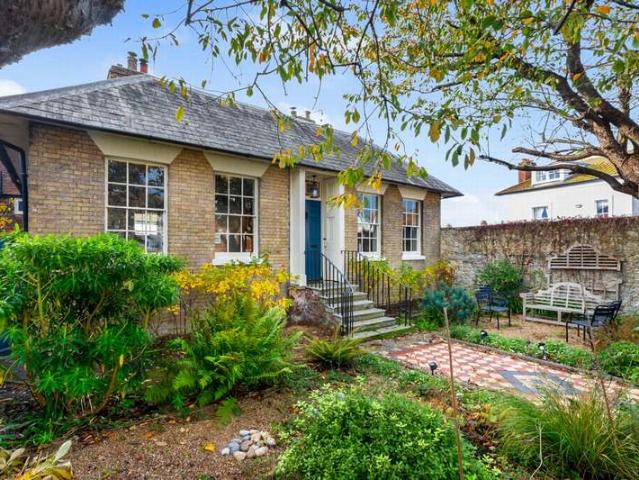 Farm for sale in Hythe, Folkestone