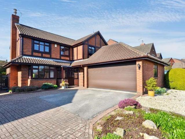 Farm for sale in Stone, Baswich