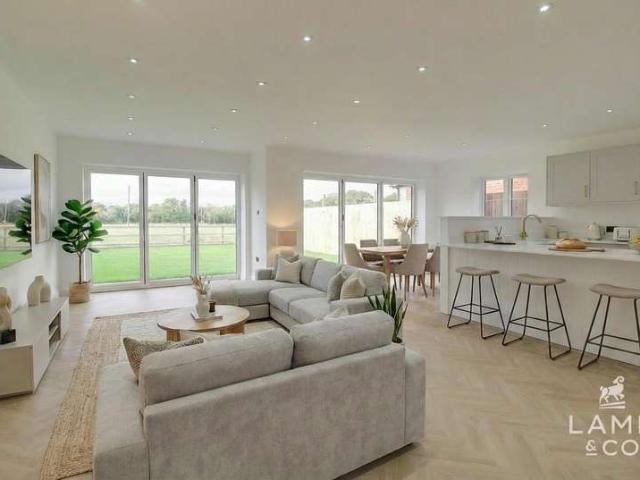 Farm for sale in Weeley, Dale Hill