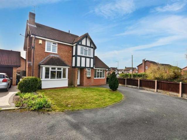 Farm for sale in Stone, Baswich