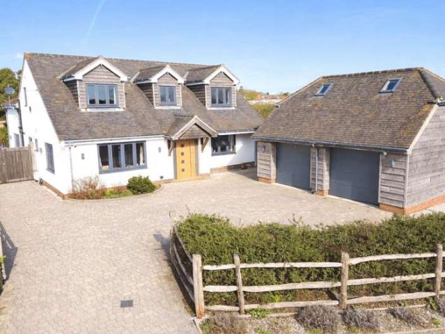 Farm for sale in Fleetend, Fareham