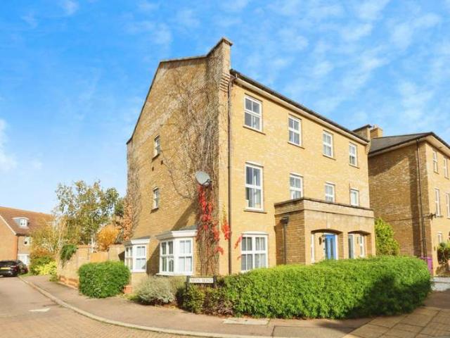 Farm for sale in Great Ashby, King's Walden