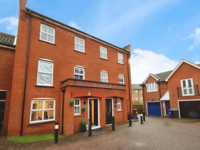 Farm for sale in Great Ashby, King's Walden