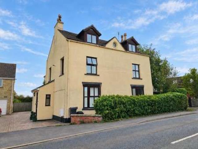 Farm for sale in Kingswood, Stroud