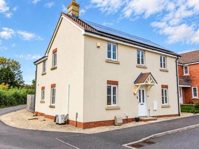 Farm for sale in Sharpness, Stroud
