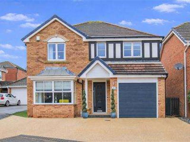 Farm for sale in Horbury, West Yorkshire