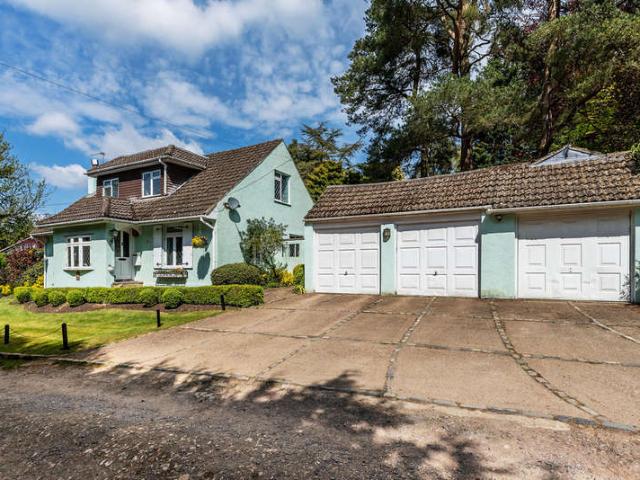 Farm for sale in Hillview, Surrey