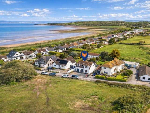 Farm for sale in Sand Bay, Kewstoke