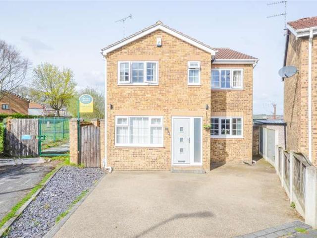 Farm for sale in Normanton and Altofts, Altofts