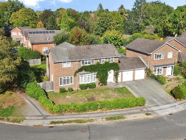 Farm for sale in Doomsday Green, Horsham