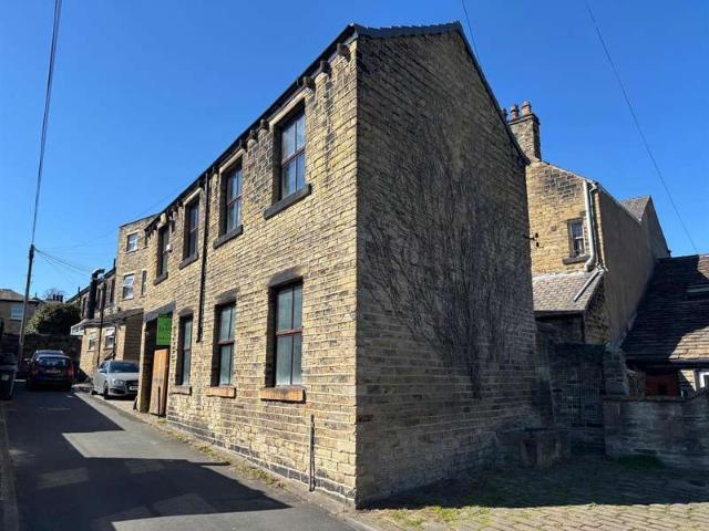 Farm for sale in Highfields, Huddersfield