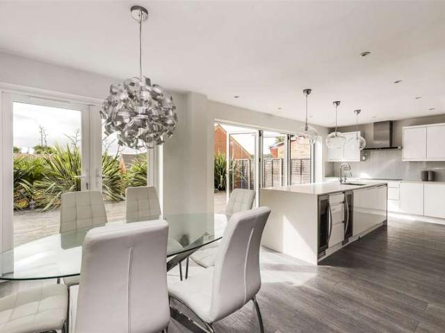 Farm for sale in Hammond Street, Broxbourne