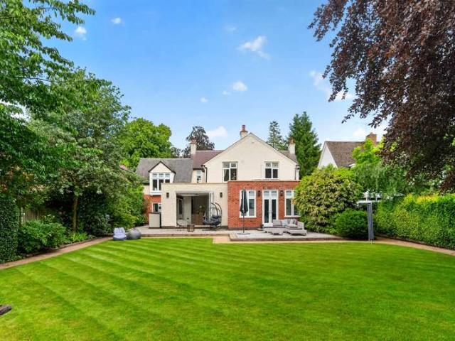 Farm for sale in Hillmorton Paddox, New Bilton