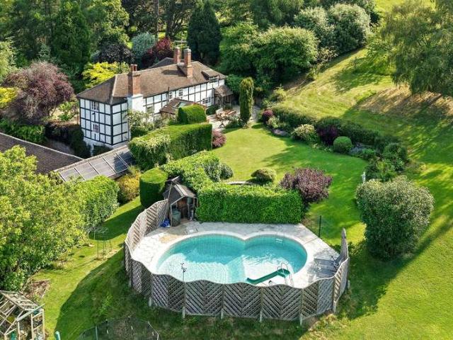 Farm for sale in Forthampton, Worcestershire