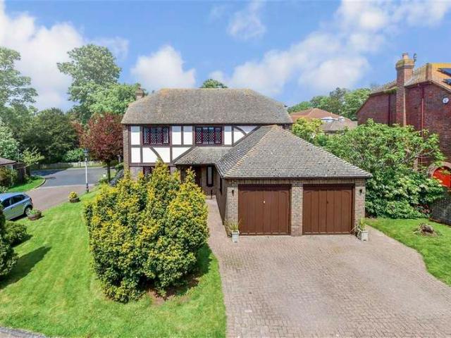 Farm for sale in Bromstone, Acol