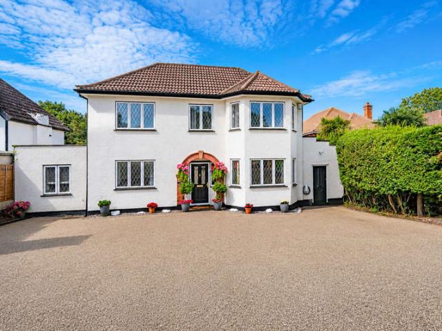 Farm for sale in Ickenham, Greater London