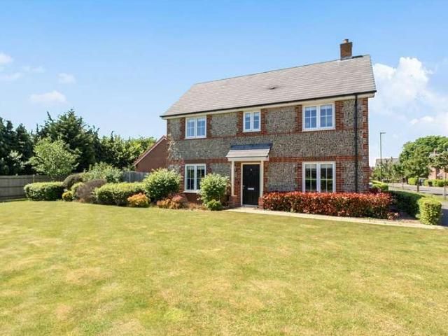 Farm for sale in Aldingbourne, Clapham