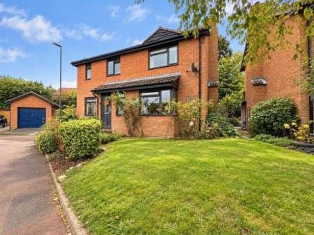 Farm for sale in Cam, Stroud